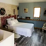 Le Duplex De Lapparan Bed & Breakfast