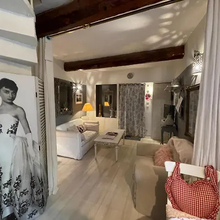 Le Duplex De Lapparan Отель типа 