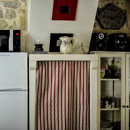 Le Duplex De Lapparan Bed and Breakfast *