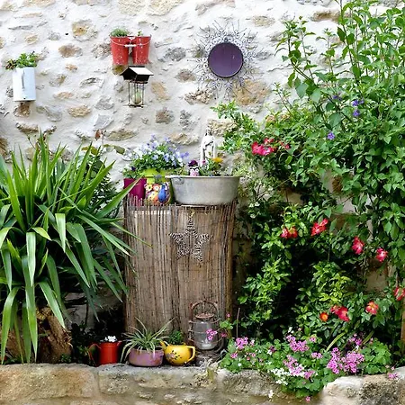 Alojamento de Acomodação e Pequeno-almoço Le Duplex De Lapparan 3*